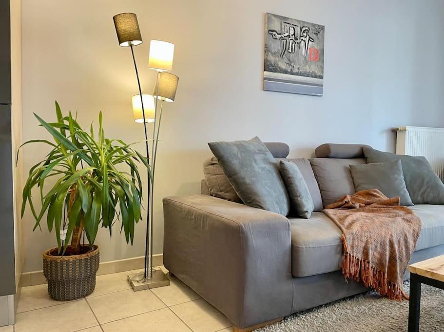L'idéal Cosy-wifi-Netflix et Garage Vienne  Extérieur photo